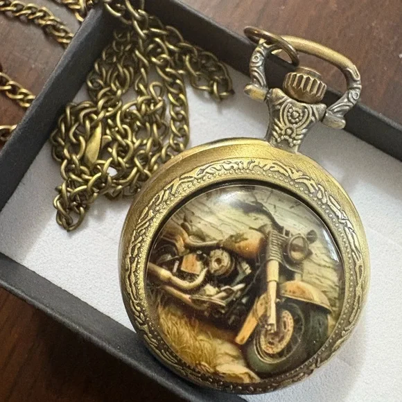 Vintage look Motorcycle Pocket Watch Pendant - Picture 10 of 14